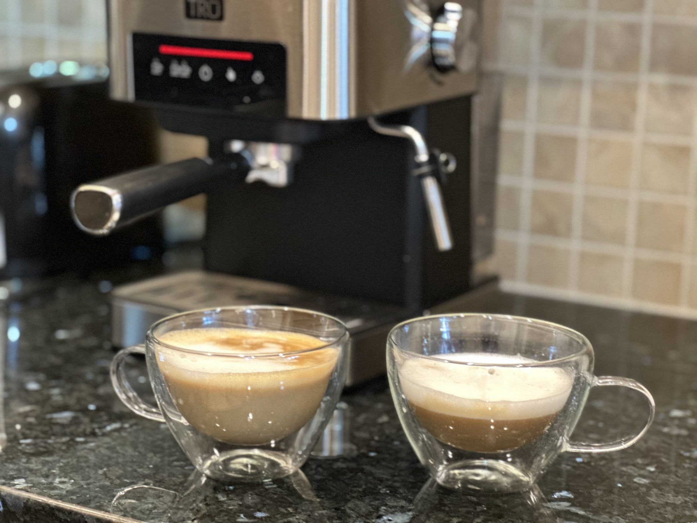 Tru 15-Bar Cappuccino vs. De'longhi Dinamica Plus Cappuccino